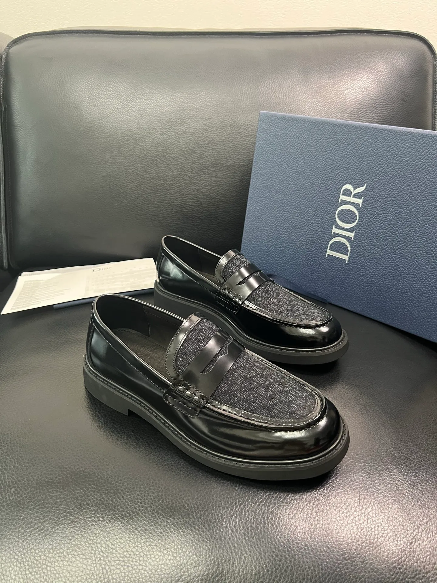 Men's men's shoes💰860 Dior top crafts Dior counter synchronization, original factory configuration, original cowhide fabric imported from Italy, breathable and comfortable imported water-dyed cow lining, sole: original factory special supply original sole super comfortable, original factory with single goods high quality, you can enter and exit the counter at will, welcome to compare counter synchronization, code number 39-44 (order 38 45) 85853